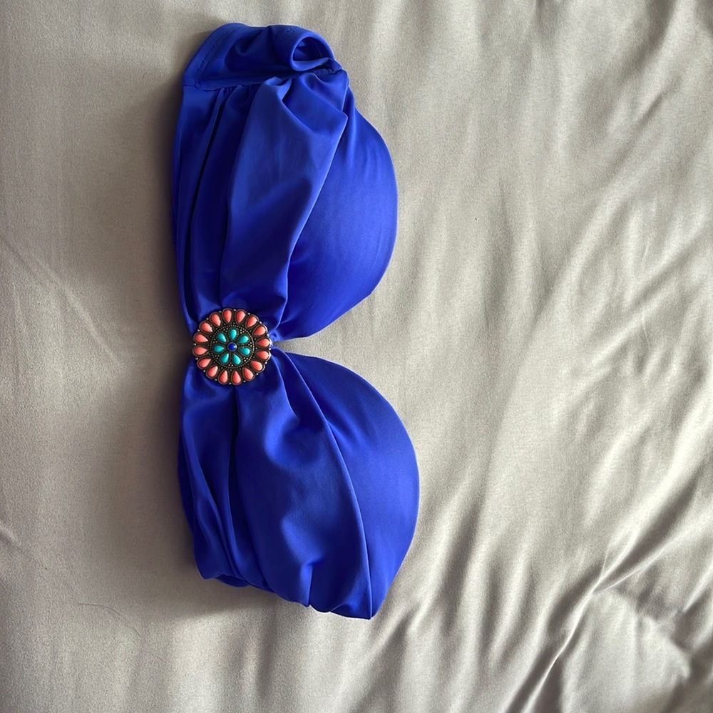 Large swimsuit top